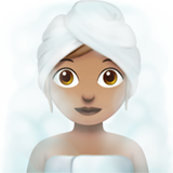 kobieta w zaparowanym pomieszczeniu: karnacja średnia