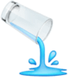 Nalewanie płynu - Facebook