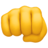 Pięść od przodu - Facebook