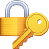 Zamknięta kłódka z kluczem - Facebook