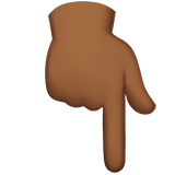 dłoń z palcem wskazującym w dół: karnacja średnio ciemna