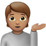 osoba z wystawioną dłonią: karnacja średnia