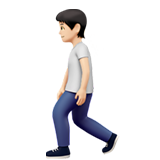 idąca osoba: karnacja jasna