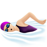 pływająca kobieta: karnacja jasna