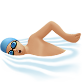 pływający mężczyzna: karnacja średnio jasna