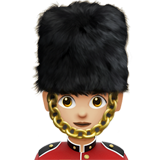 kobieta gwardzista: karnacja średnio jasna