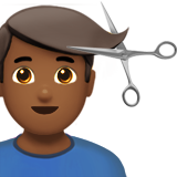 mężczyzna podczas strzyżenia: karnacja średnio ciemna