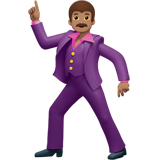 tańczący mężczyzna: karnacja średnia