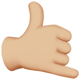 dłoń w geście „Zadzwoń do mnie”: karnacja średnio jasna