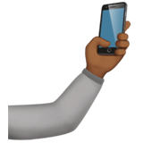 selfie: karnacja średnio ciemna